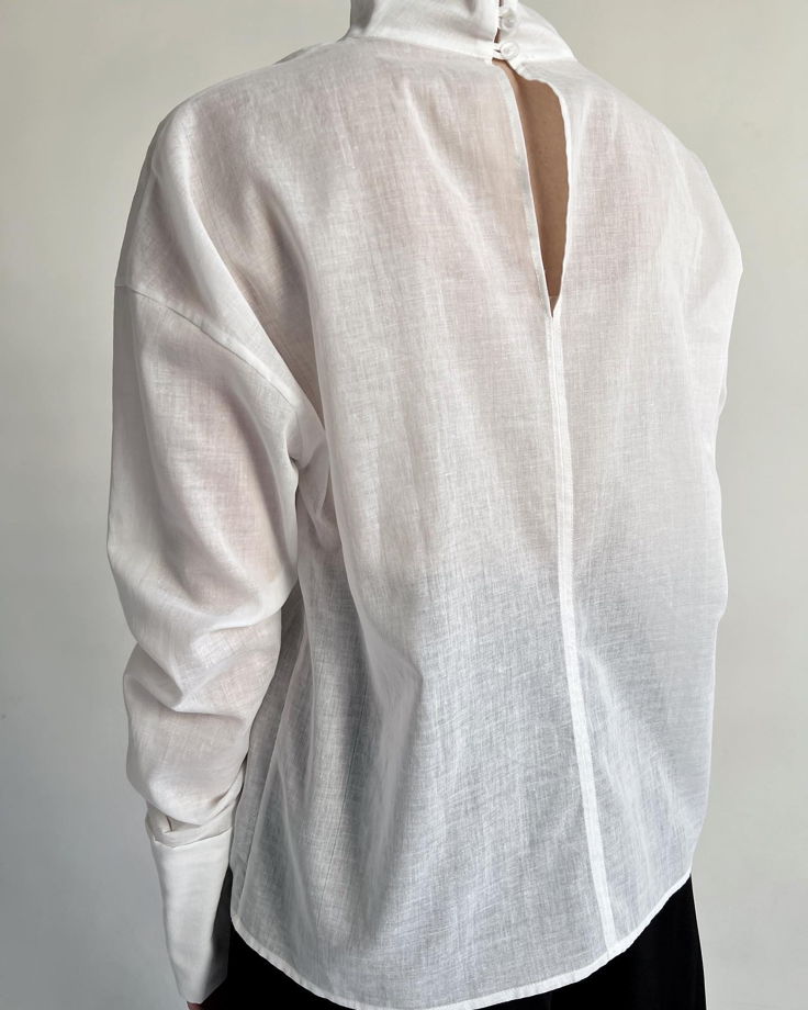 Белая женская блуза из 100% хлопка "Прокофьев" by idole