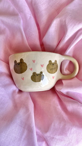 Кружка с лягушками / жабками