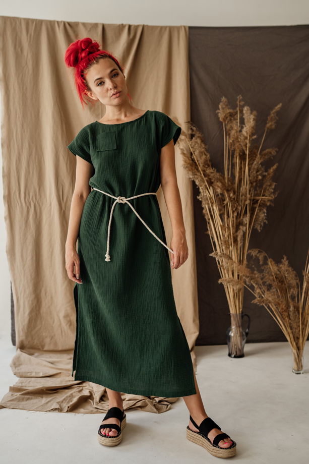 Платье с разрезами из муслина