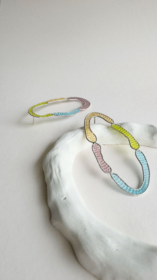 Серьги разноцветные из бисера и серебра
