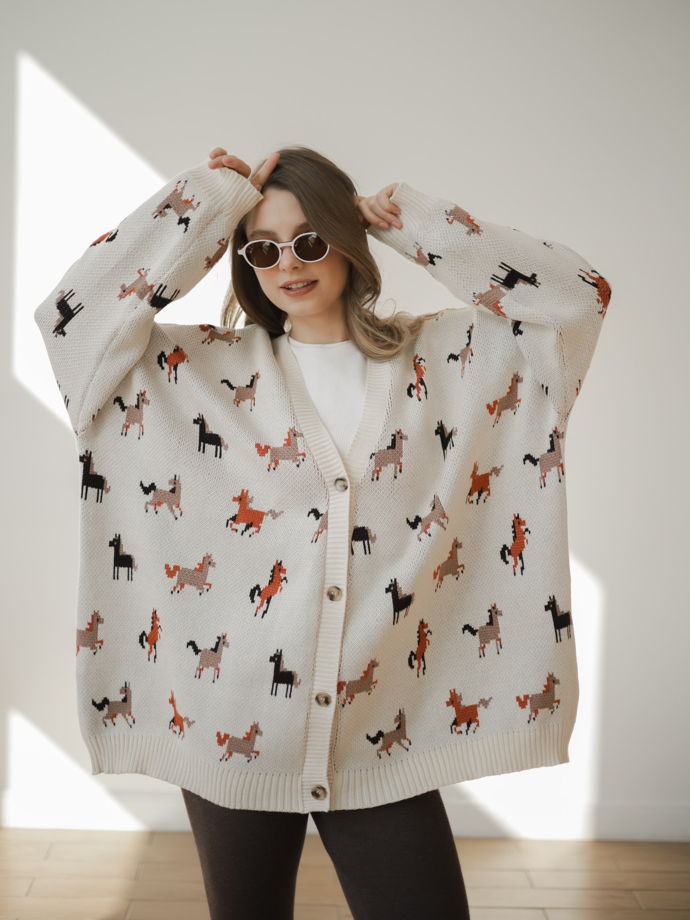 Кардиган с лошадками