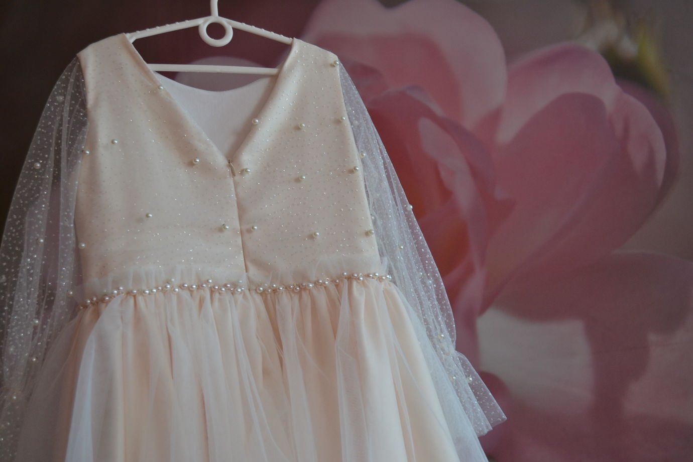 Платье для девочки 116-122 нежно-персикового цвета