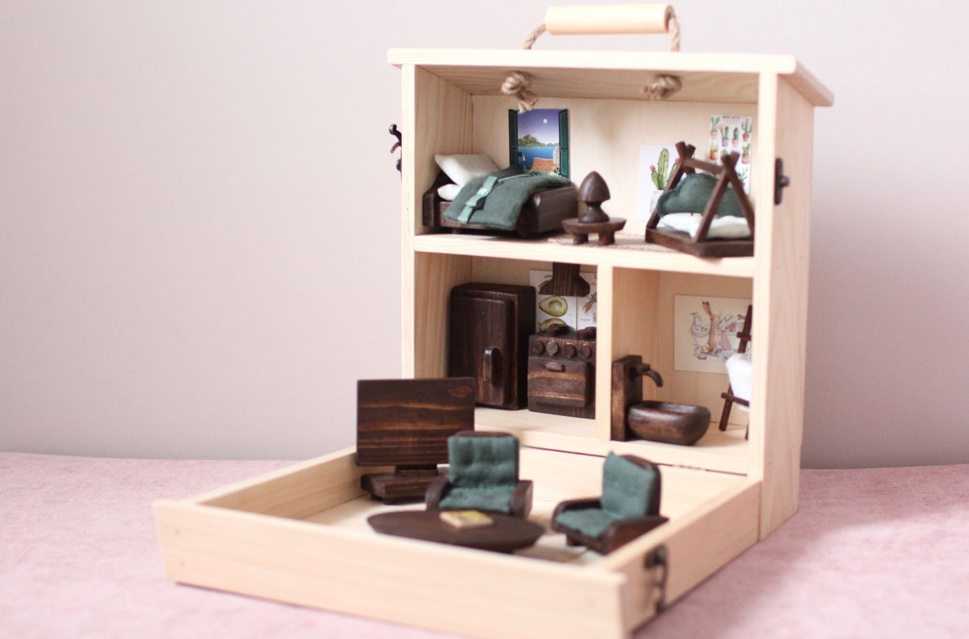 Деревянный кукольный чемоданчик - Современная квартира - куклам Лол, Сильваниан