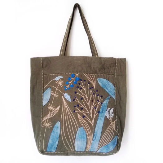 Женская текстильная сумка-тоут ручной работы с аппликацией, вышивкой и бисером