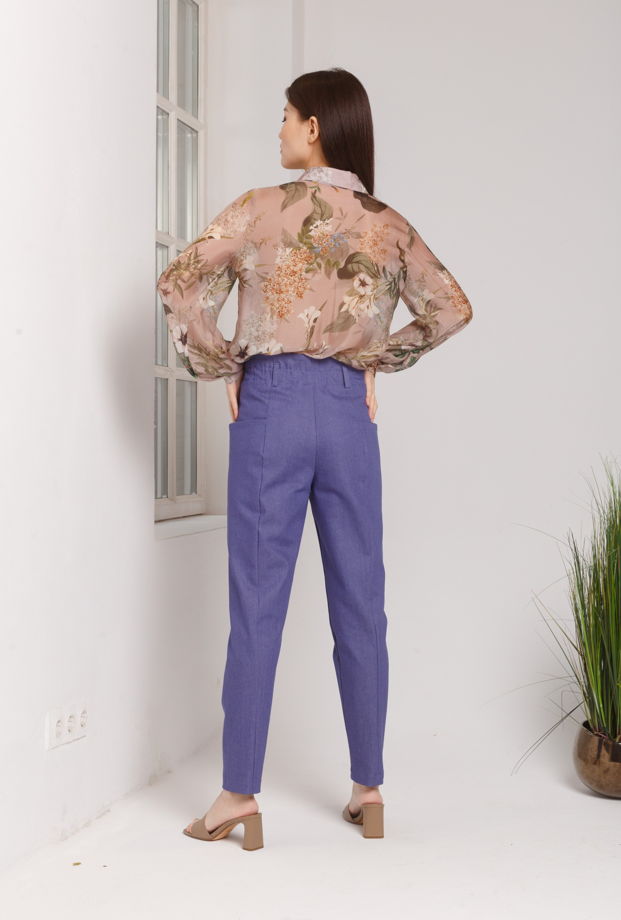 Женские джинсы DERBY из хлопка с глубокими карманами по бокам.