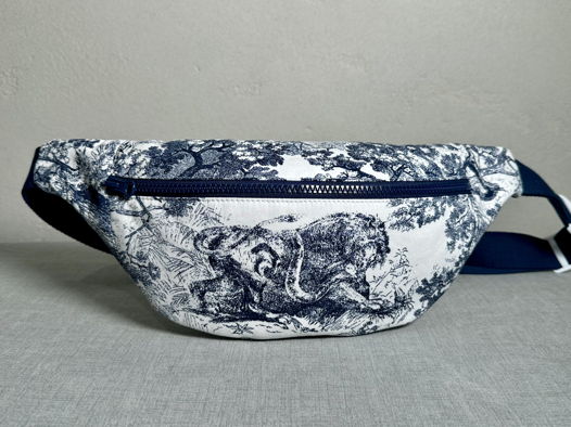 Поясная сумочка из уплотненного денима с принтом "Джунгли" синяя
