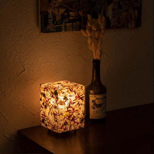 VIAPLANT Columna Mini Flores - Декоративная настольная лампа из цветочных букетов