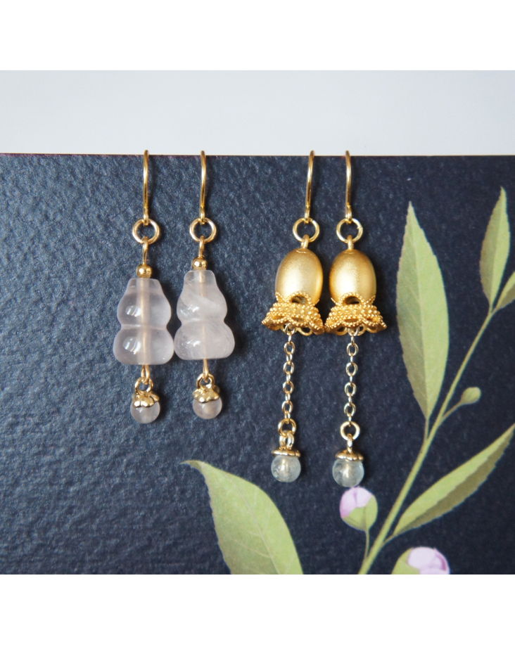 Позолоченные серьги в виде колокольчиков из натурального розового кварца