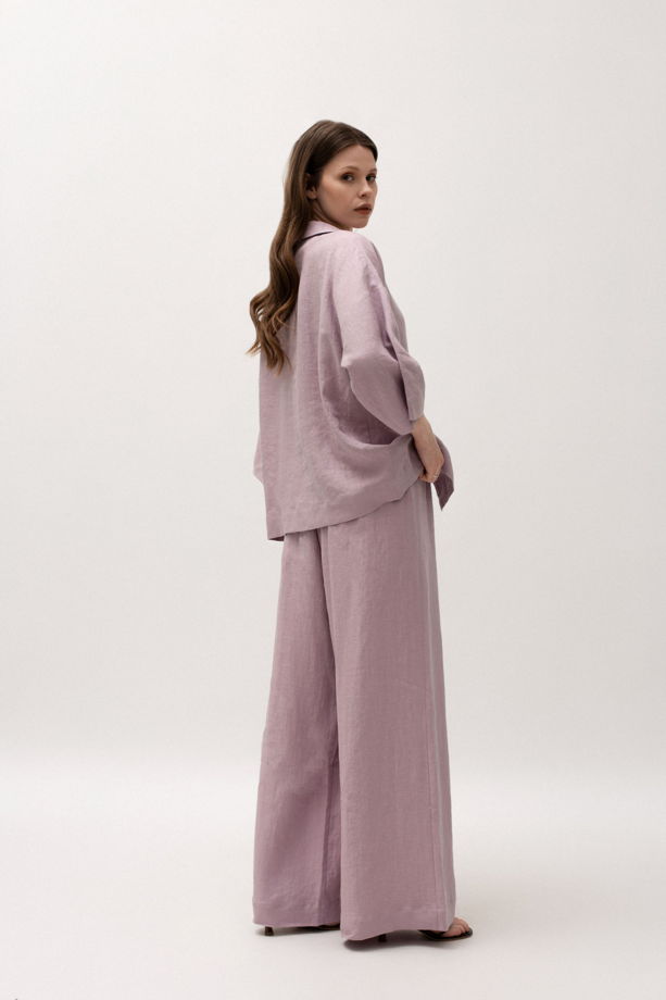 Льняной комплект в пижамном стиле: льняные брюки-палаццо и рубашка