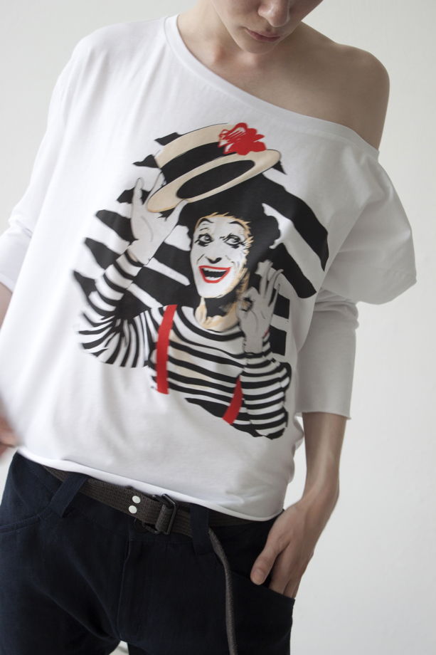 Женские футболки с принтом Marcel Marceau