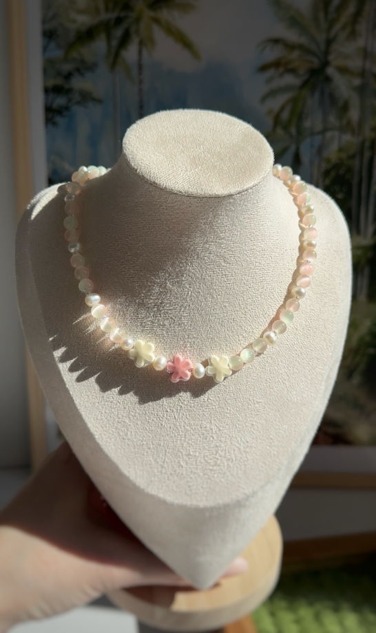 Колье с селенитом MOON LEI