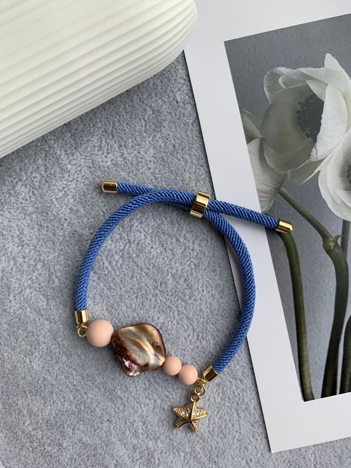 Браслет с натуральным жемчугом, жемчугом Майорка и подвеской с фианитами «Золотая звезда»