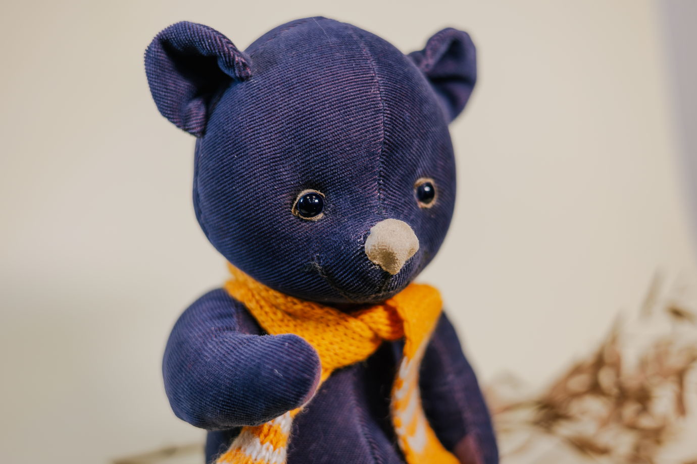 Декоративная игрушка — "Мишка"