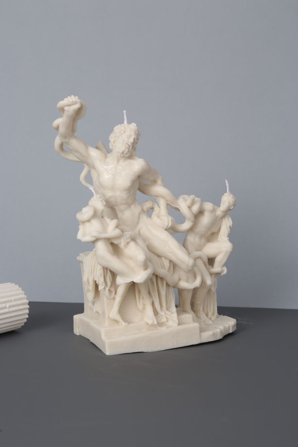 Свеча скульптура "Лаокоон и его сыновья"