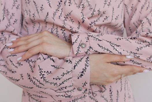 Летнее женское платье на запах мини