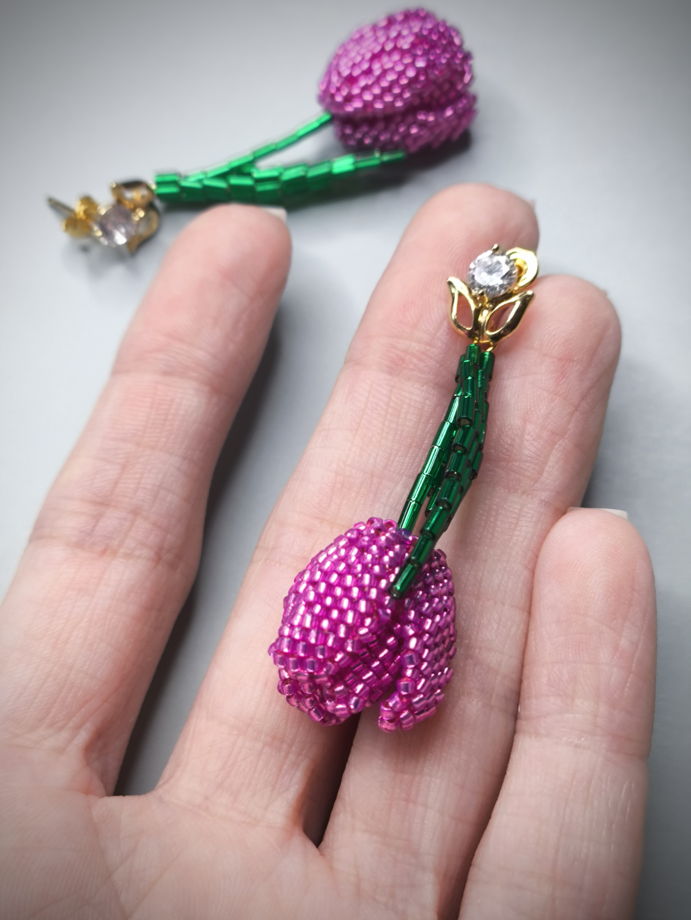 Серьги из бисера Тюльпаны мини