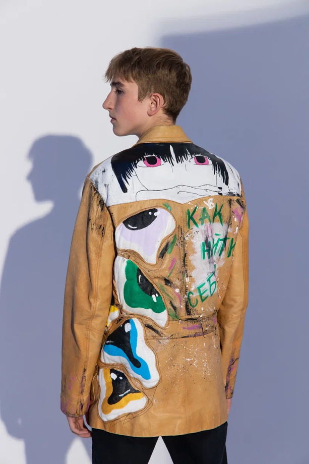 Дизайнерская кожаная куртка коричневого цвета с ручной росписью и 3D глазами в единственном экземпляре | мужская куртка| прямого силуэта с карманами | осень весна лето