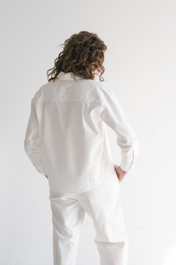 Штаны из хлопка жаккардового плетения красивого белого оттенка, размер М