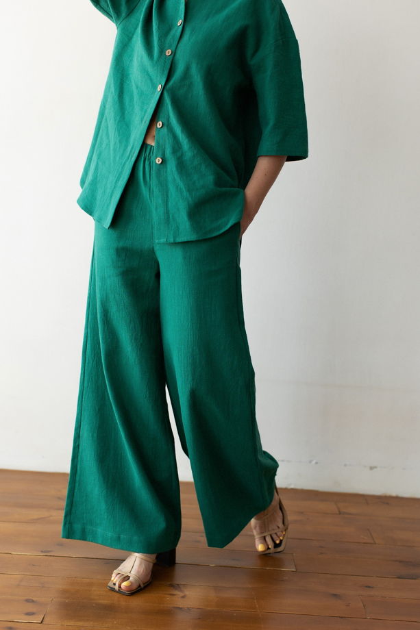 Ярко-зеленые брюки палаццо из плотной крапивы