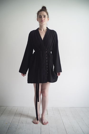 Платье-кимоно короткое черное