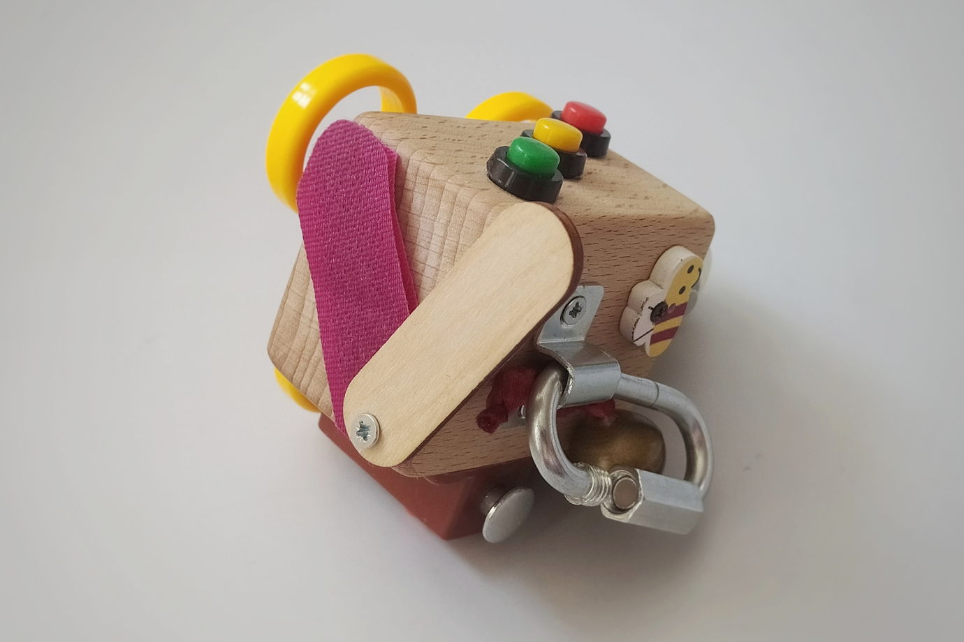 Деревянная развивающая игрушка для малышей от 1 года. Бизикубик «Светофор», размер  6,5*8,5*9 см