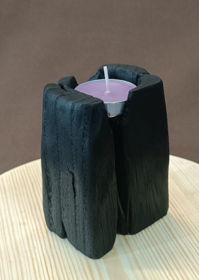 Подсвечник из дерева