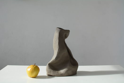 Скульптурная ваза Кора