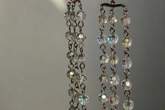 Трехрядные серьги из винтажных хрустальных бусин с эффектом аврора бореалис