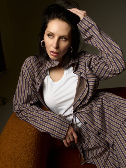 Костюм в полоску.
