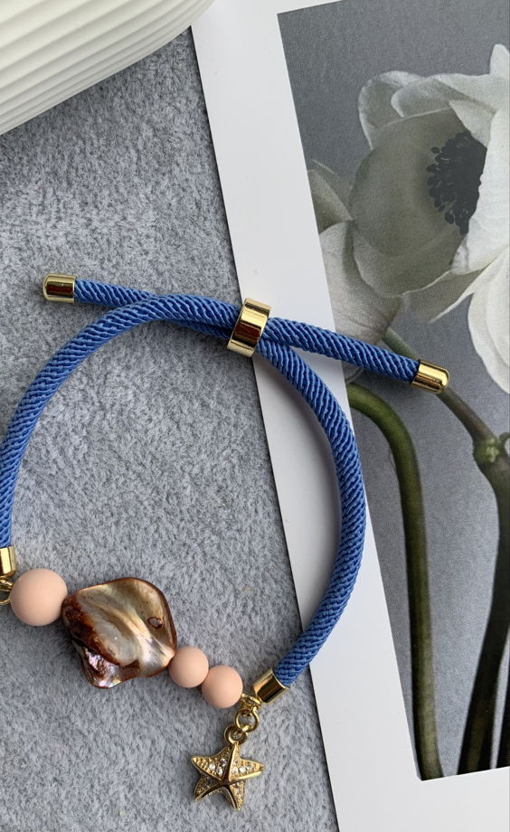 Браслет с натуральным жемчугом, жемчугом Майорка и подвеской с фианитами «Золотая звезда»