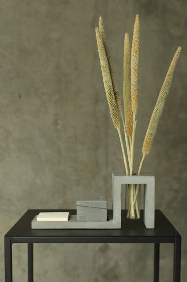 Органайзер для стола Ладья из бетона серого цвета
