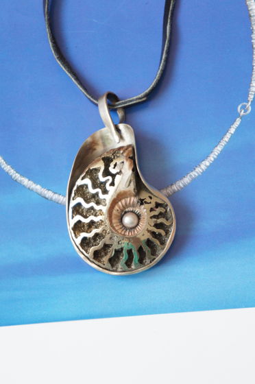 Кулон аммонит друза жемчуг серебро