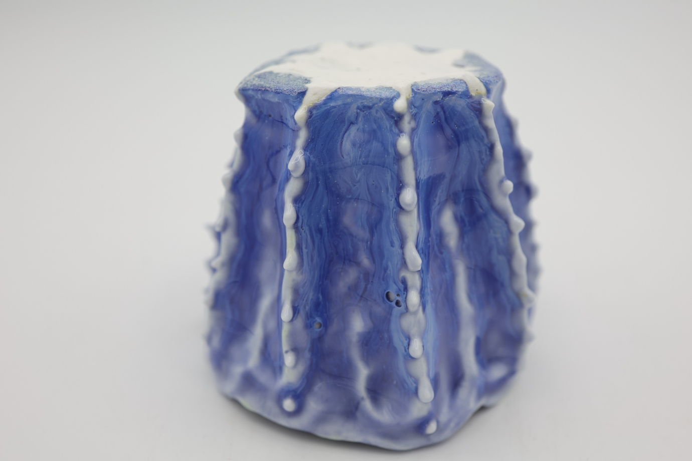 пиала. Голубые колючки