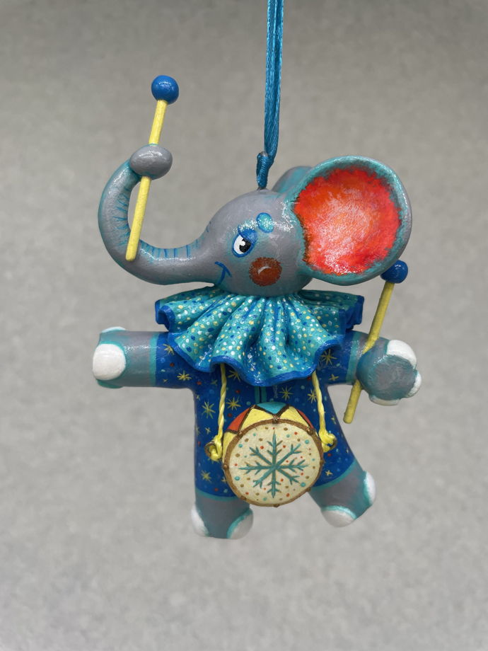 Слон с барабаном ёлочная игрушка ручной работы