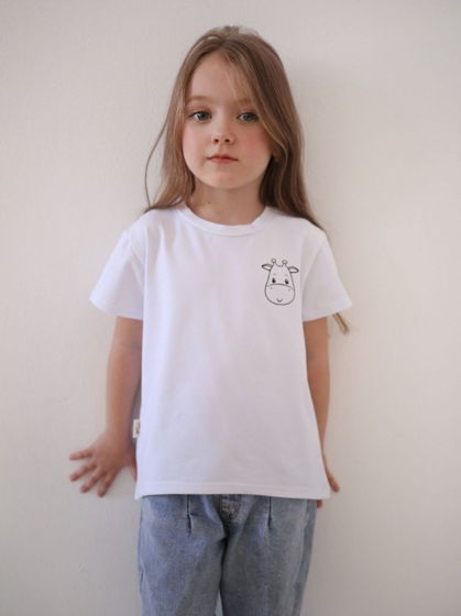 Хлопковая футболка белая с жирафом для мальчика и девочки