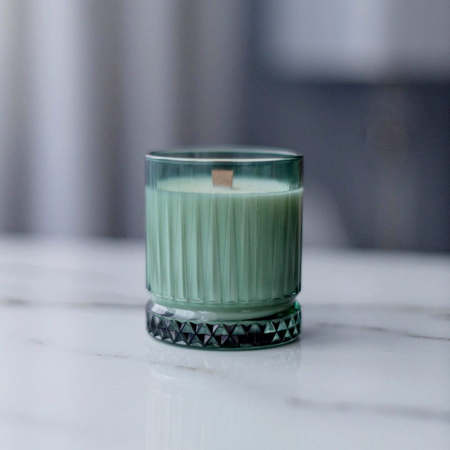Свеча ароматическая  Emerald