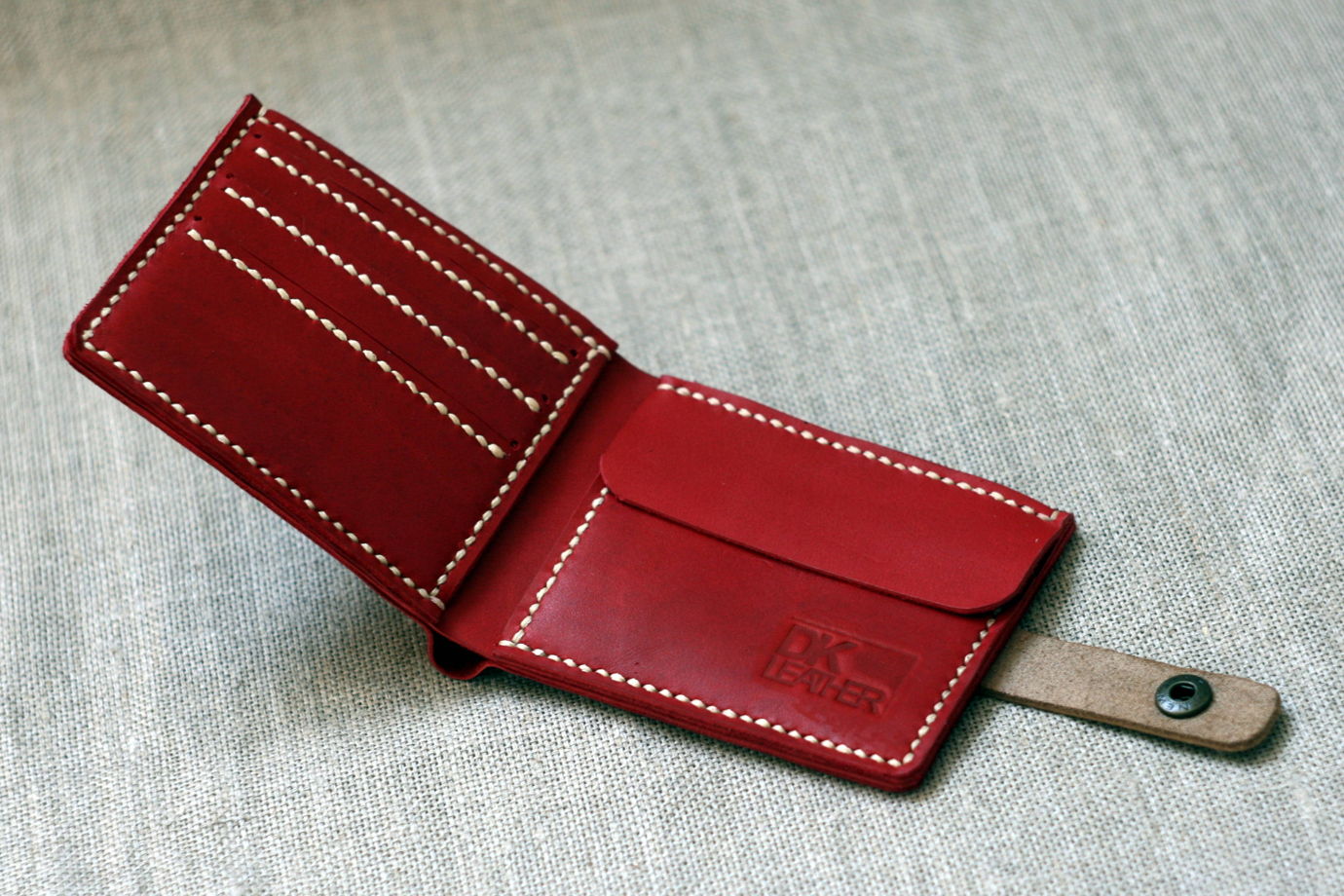 Красный бумажник из натуральной кожи, модель "PURE" extra