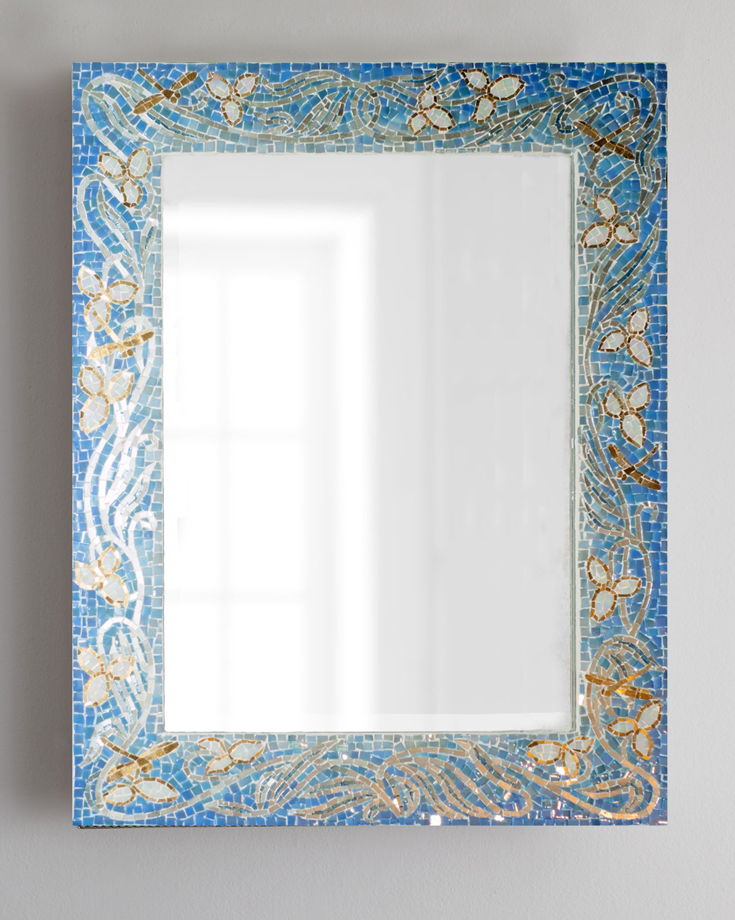 Зеркало в мозаичной раме в стиле Ар нуво