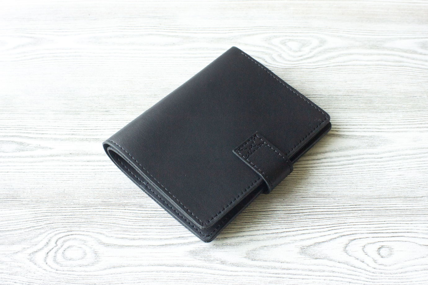 Портмоне из натуральной кожи для прав, СТС, банкнот, пластиковых карт, паспорта, страховки. VIRKUNEN