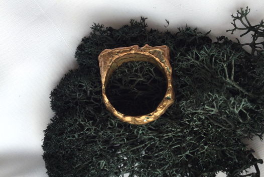 Кольцо из бронзы «Красная кора»