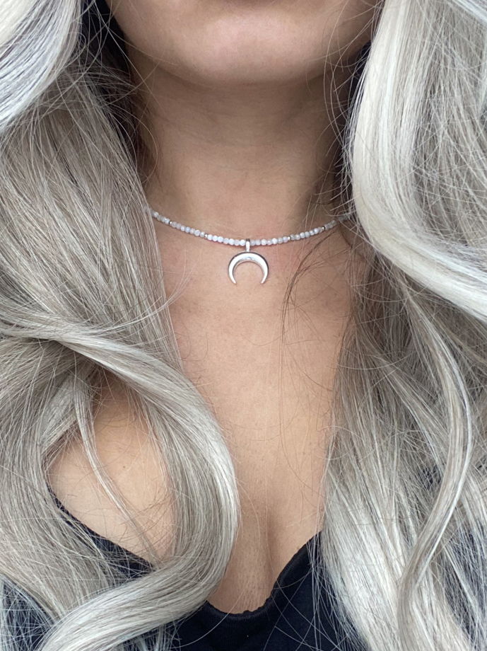 Чокер Лунница из лунного камня