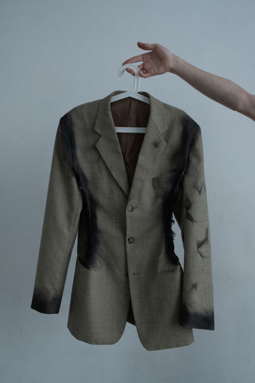 01 deconstructed jacket (разрушенный пиджак)