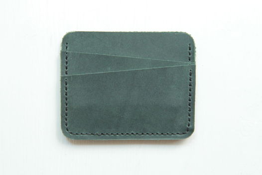 Зеленый картхолдер из натуральной кожи ручной работы Wild Village