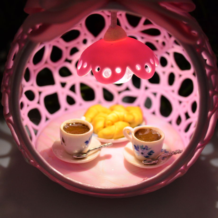 Ажурный шар с подсветкой и магнитами "Французский завтрак"  (8 см, жемчужно-розовый)