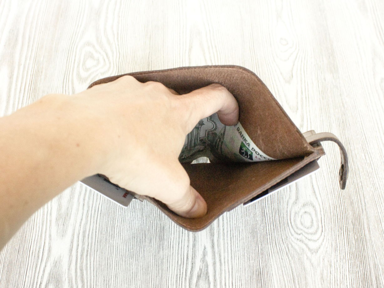 Портмоне из натуральной кожи для прав, СТС, банкнот, пластиковых карт, паспорта, страховки. VIRKUNEN