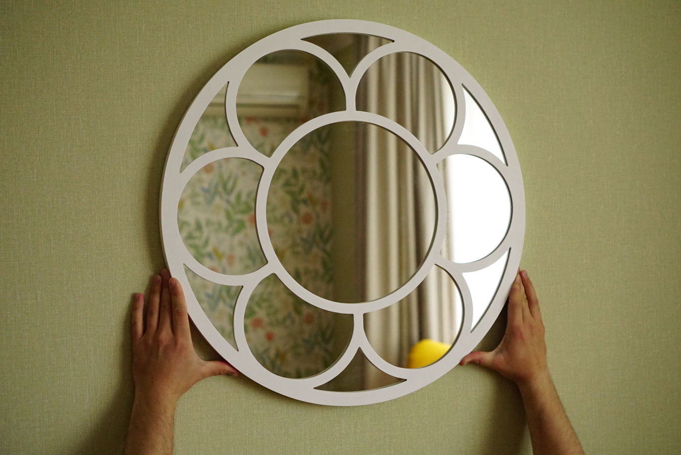 Зеркало "Fleur" 60 см Белое