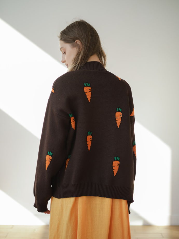 Кардиган с морковками