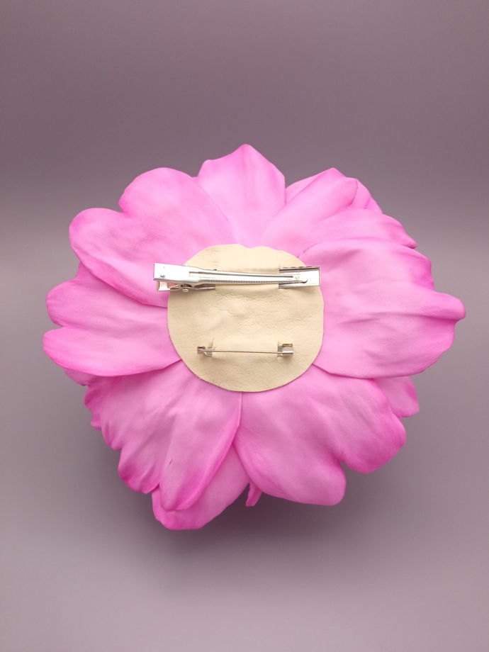 Большая брошь-пион в розовых оттенках из фоамирана