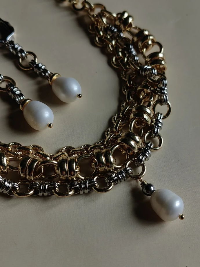 Трехслойный браслет с барочной жемчужиной