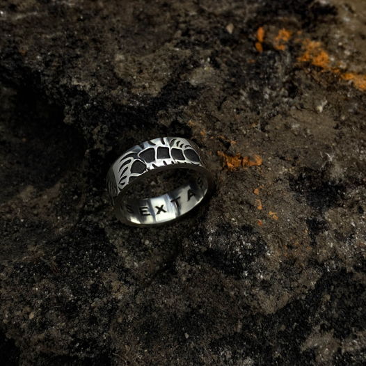 Серебряное унисекс кольцо - сколопендра